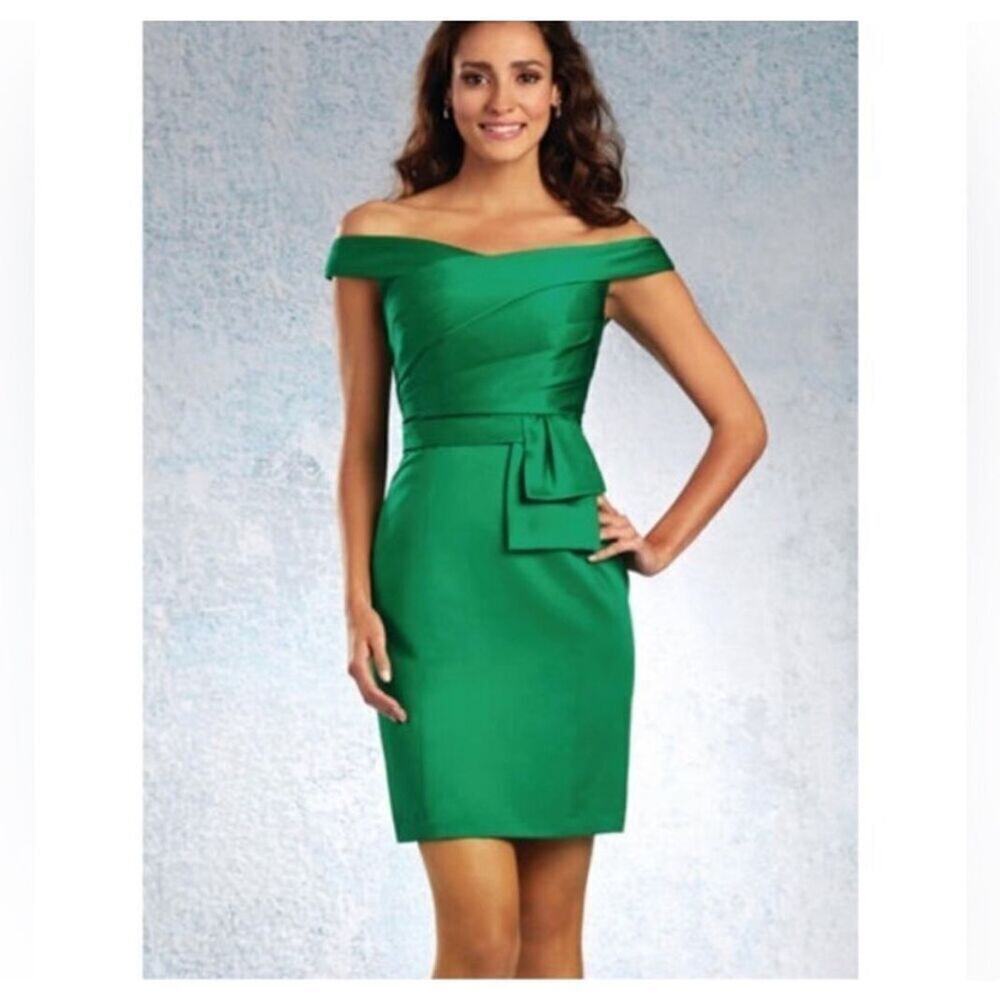 Alfred Angelo Green Style #7330S Short Bridesmaid Formal Dress 14 Women’s‎ NWT